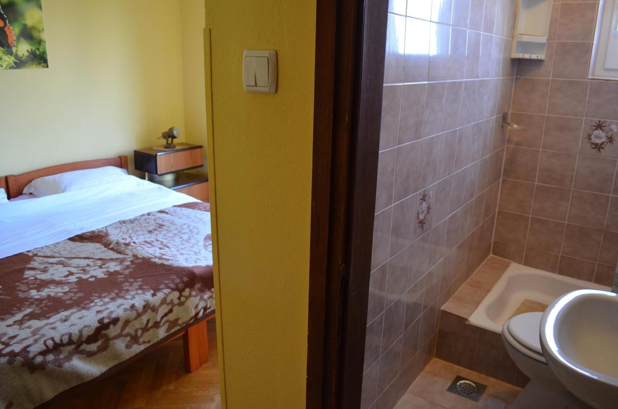 Apartments Aneva 1 バスカ エクステリア 写真